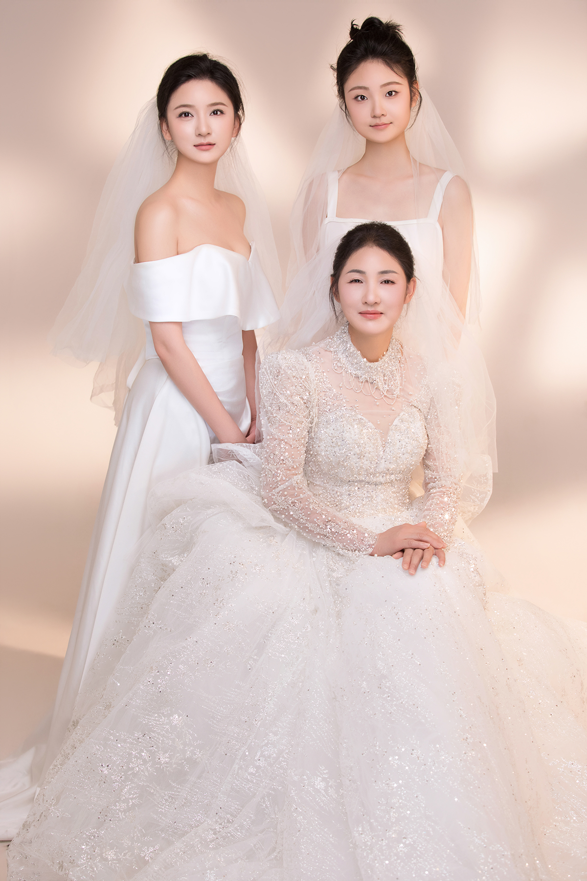 妈妈的婚纱