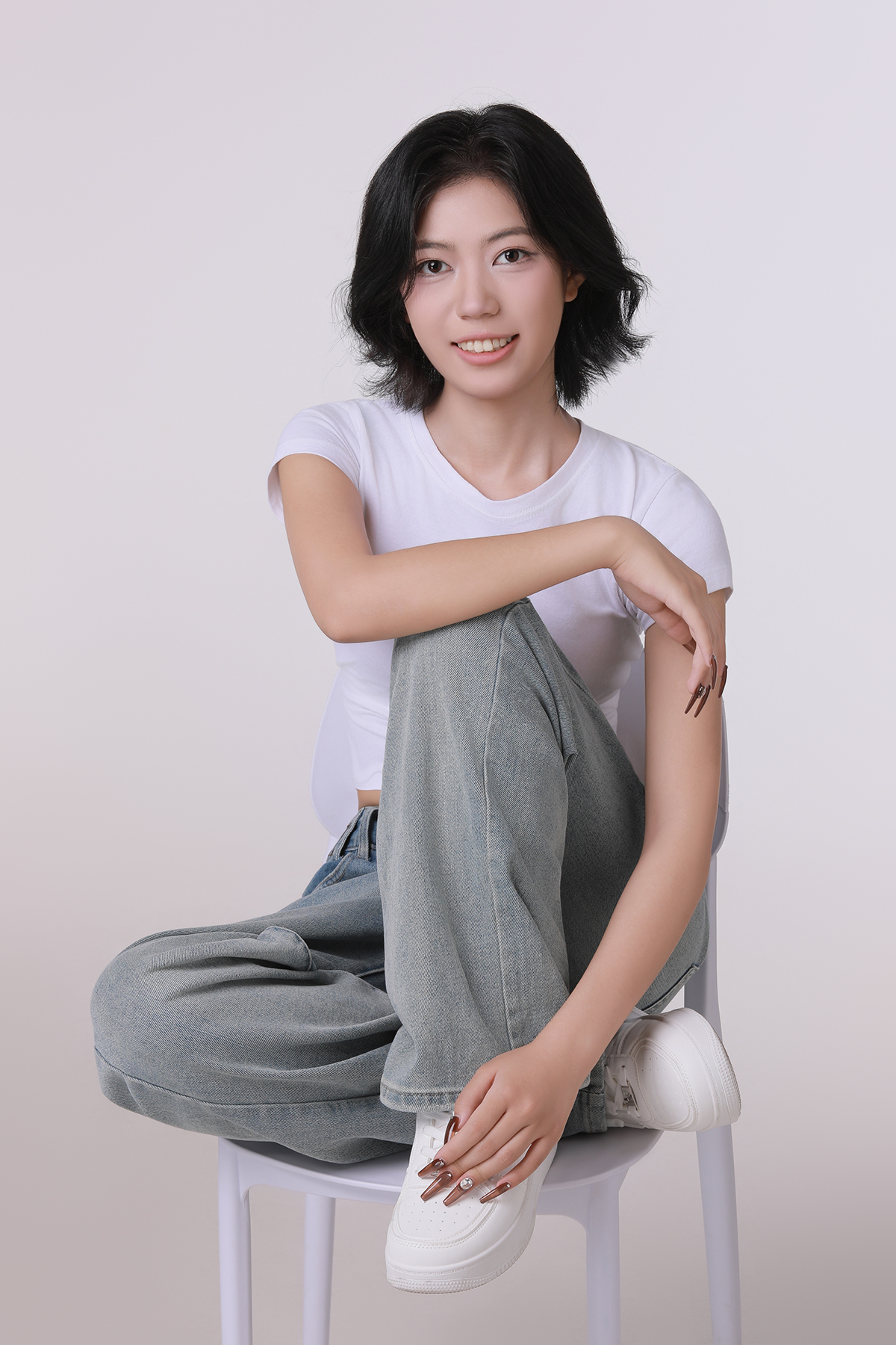白体恤见组照