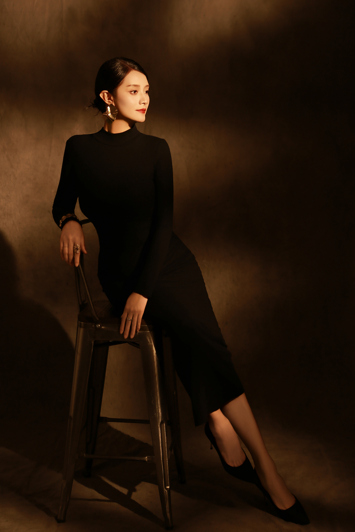 复古油画风肖像