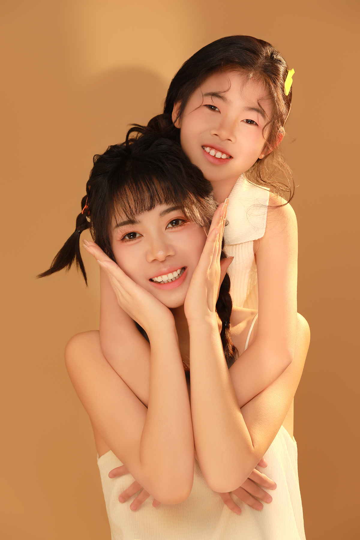 陈老师温馨亲子照