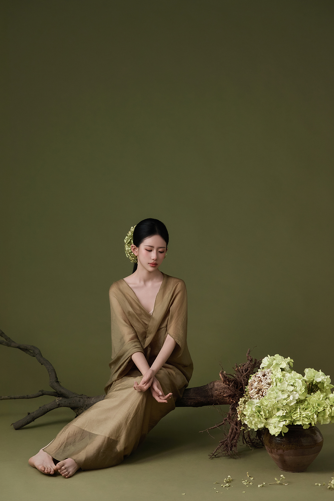 青影入画，彰显东方神韵